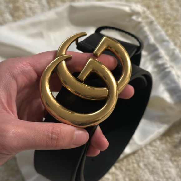 COPY - Gucci Black Belt with Gold Buckle - Picture 1 of 6